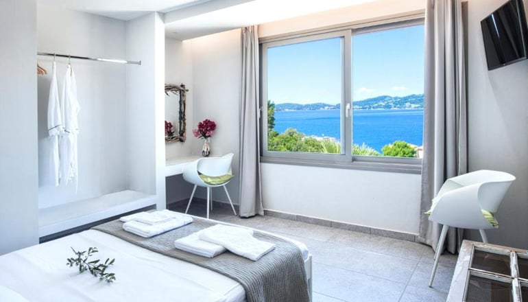 Core Luxury Suites Skiathos