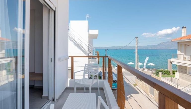 Costa Vasia Suites & Apartments - Βραχάτι Κορινθίας