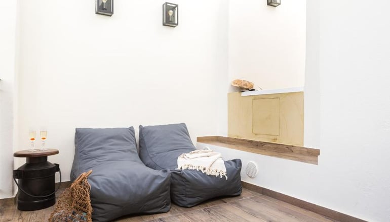 Cressa Suites