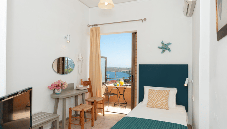 Creta Vitalis - Καλαθάς, Χανιά