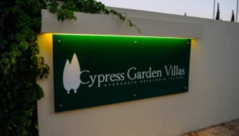 Cypress Garden Villas - Σβορωνάτα, Κεφαλονιά
