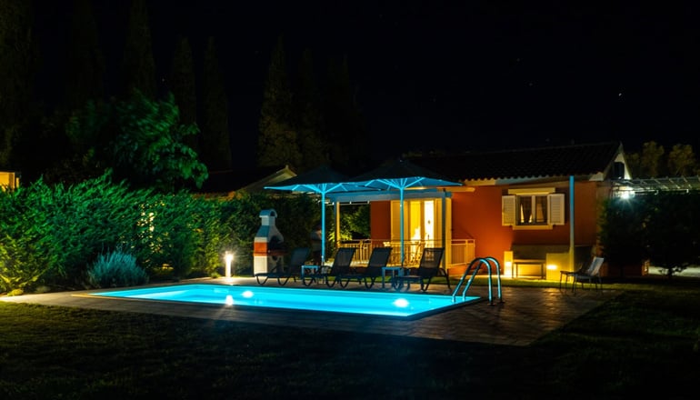 Cypress Garden Villas - Σβορωνάτα, Κεφαλονιά