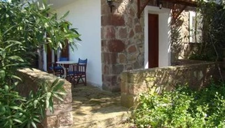 Delfinia Hotel & Bungalows