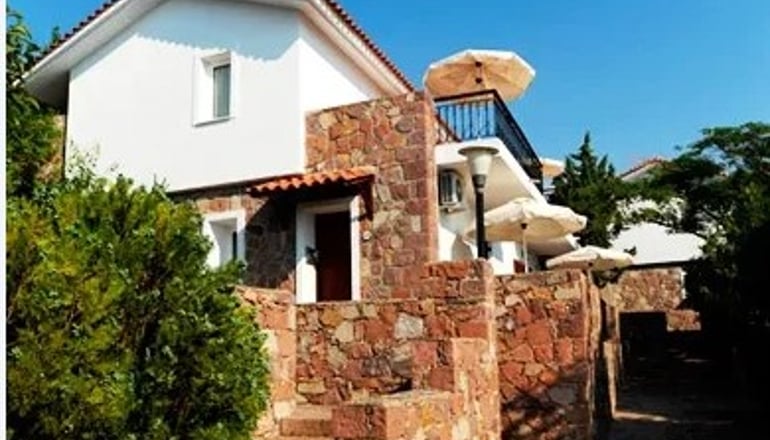 Delfinia Hotel & Bungalows