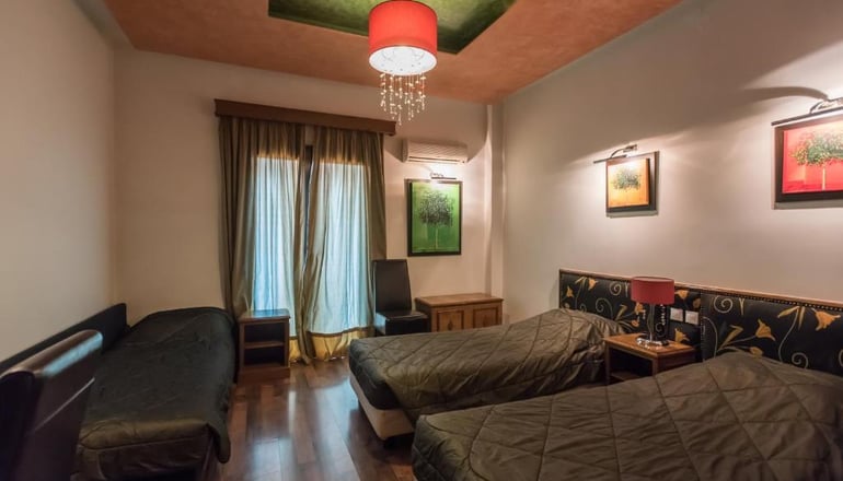 Deluxe Hotel Anesis