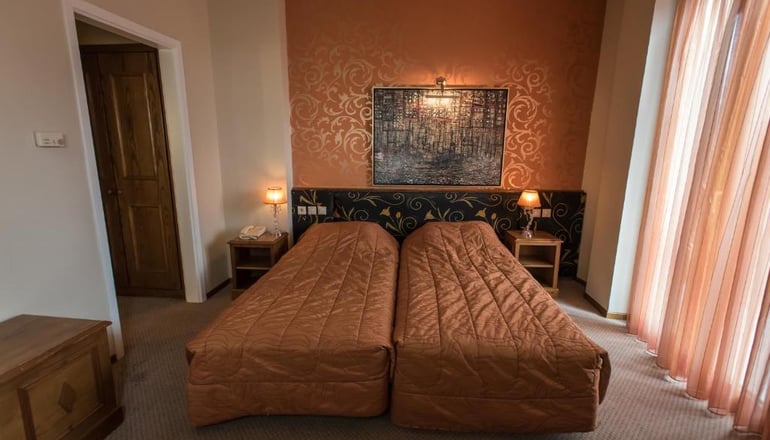 Deluxe Hotel Anesis