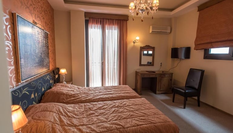 Deluxe Hotel Anesis