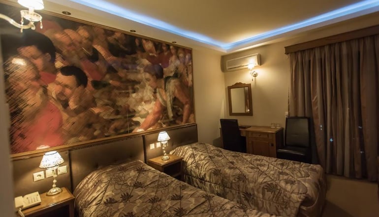 Deluxe Hotel Anesis