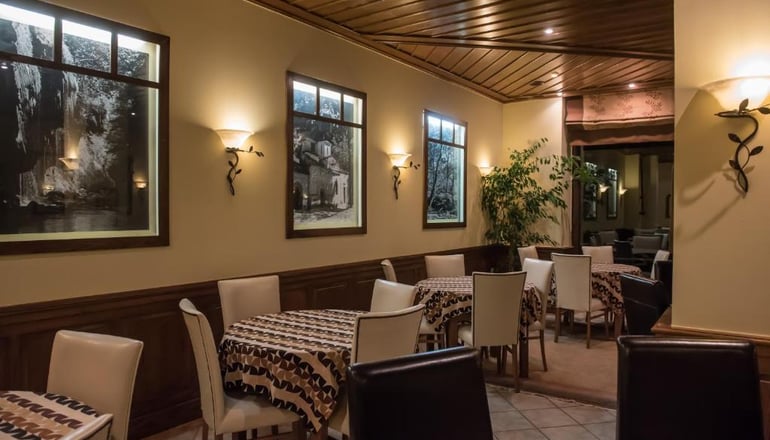 Deluxe Hotel Anesis