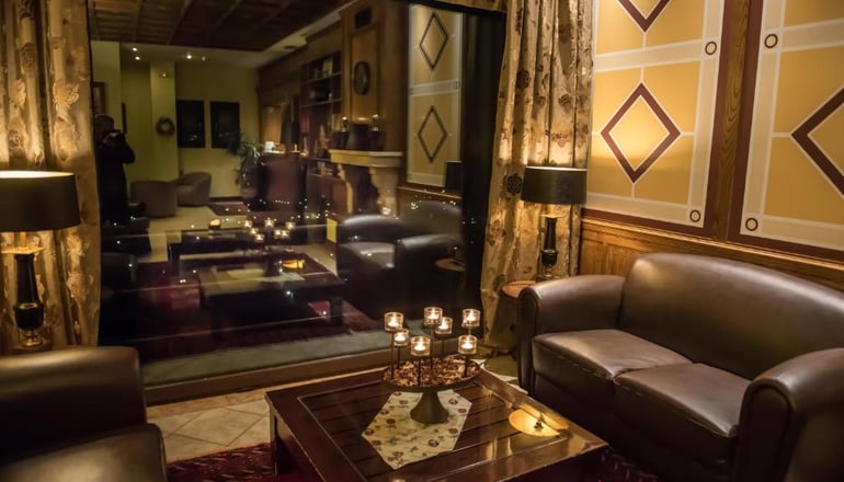 Deluxe Hotel Anesis