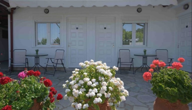 Demi Studios, Αμμουλιανή