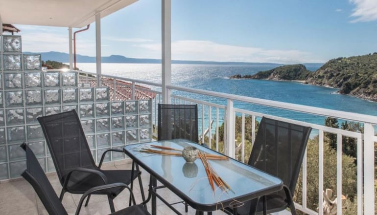 Demi Studios, Αμμουλιανή