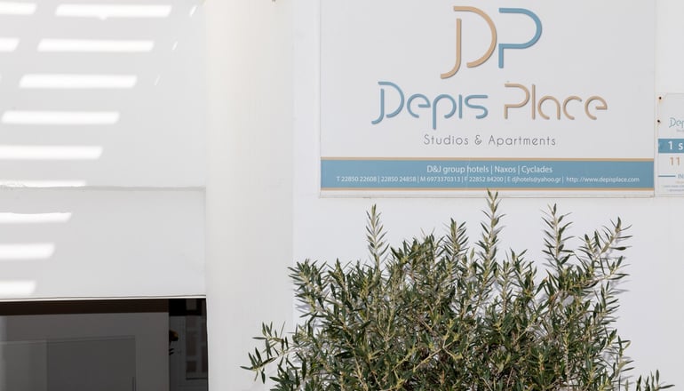 Depis Place Studios & Apartments