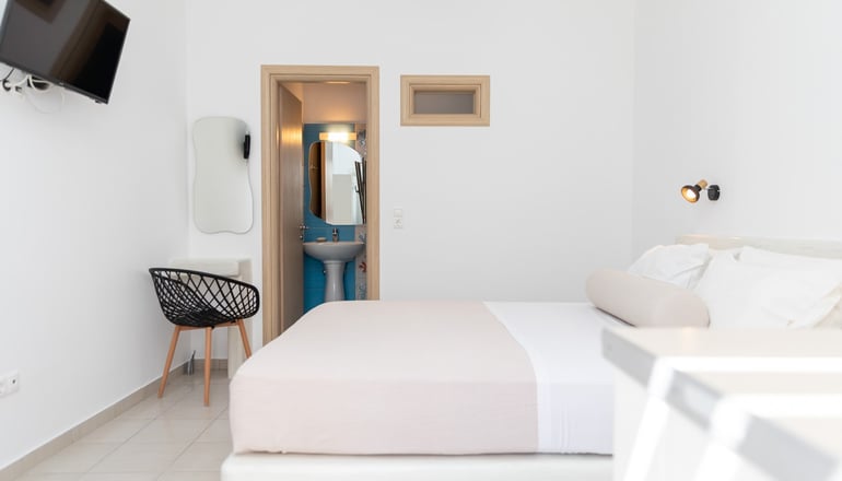 Depis Place Studios & Apartments