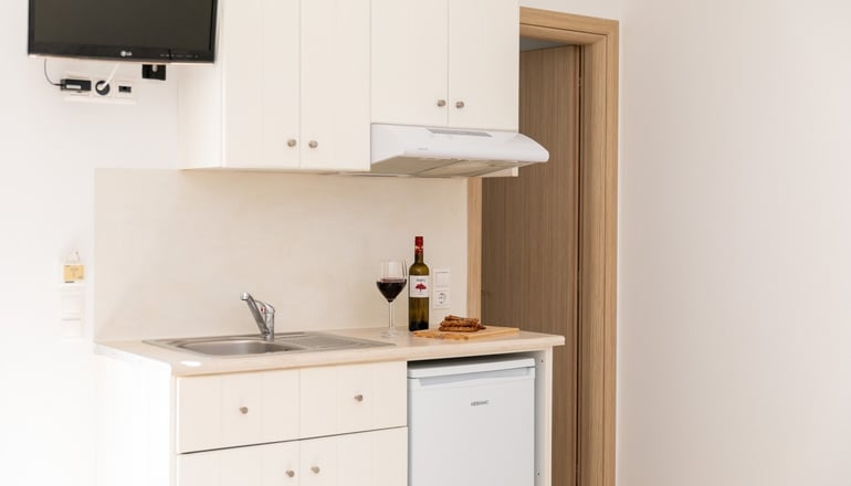 Depis Place Studios & Apartments