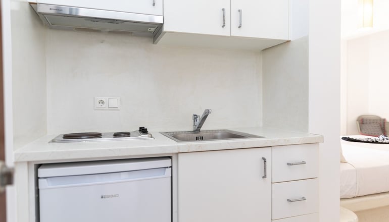 Depis Place Studios & Apartments