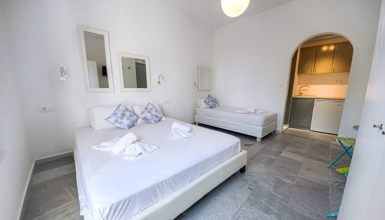 Depis Suites & Apartments