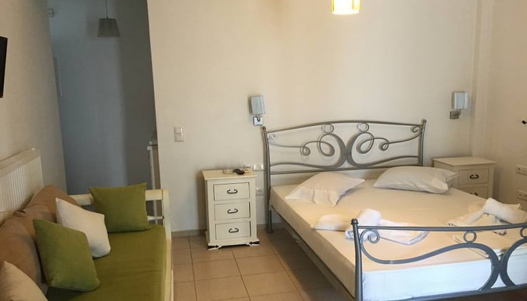 Depis Suites & Apartments