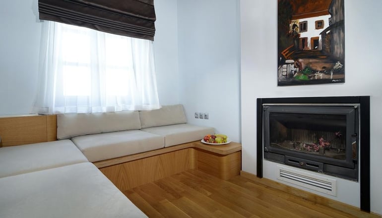 4* Dilofo Hotel Luxury Suites - Δίλοφο Ζαγορίου