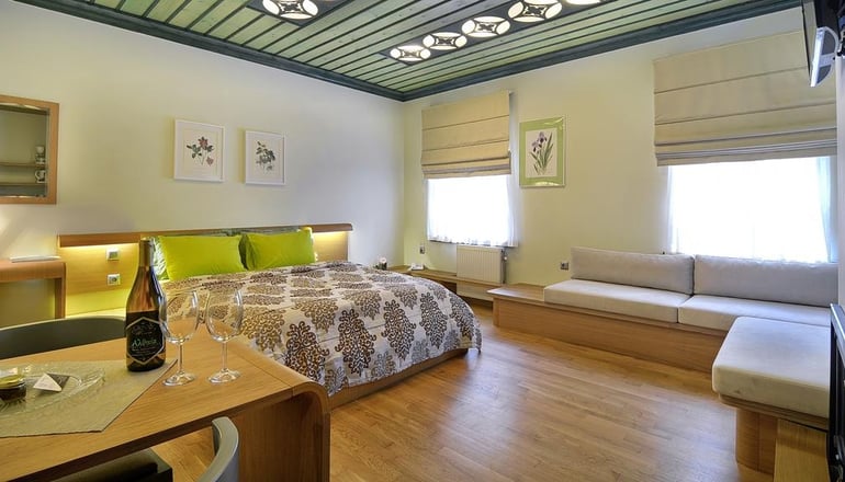 4* Dilofo Hotel Luxury Suites - Δίλοφο Ζαγορίου