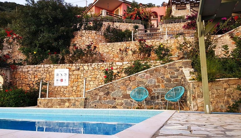 Dio Guesthouses - Λεωνίδιο, Αρκαδία
