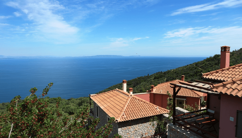 Dio Guesthouses - Λεωνίδιο, Αρκαδία