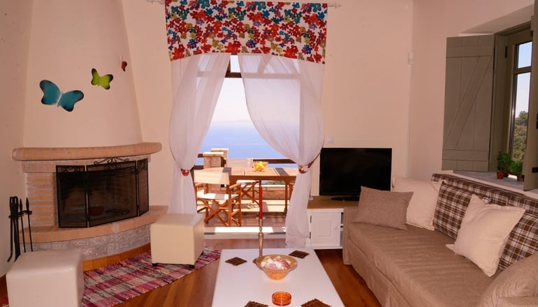 Dio Guesthouses - Λεωνίδιο, Αρκαδία