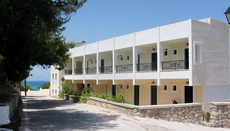 Dionysos Hotel Agistri - Σκάλα, Αγκίστρι
