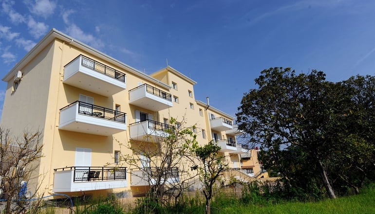 Dionysos Luxury Apartments