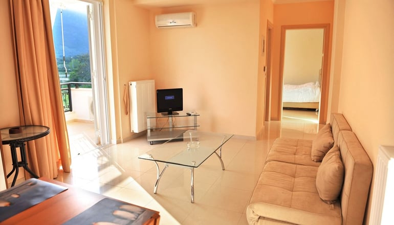 Dionysos Luxury Apartments
