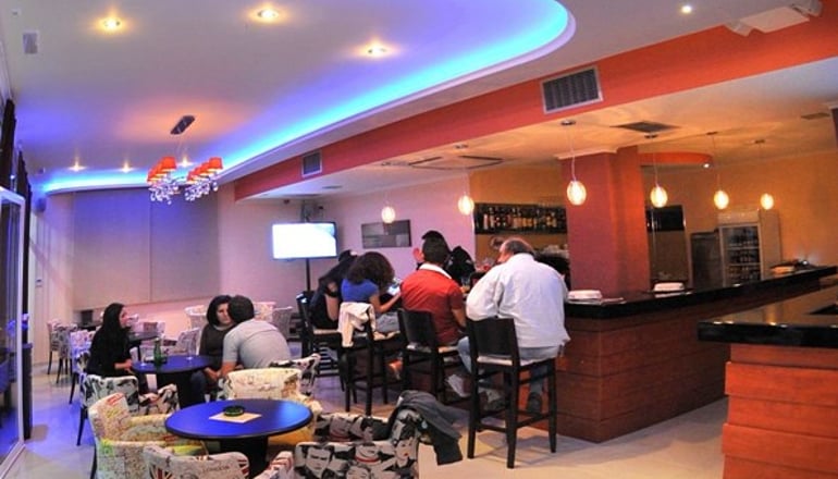 Dionysos Luxury Apartments