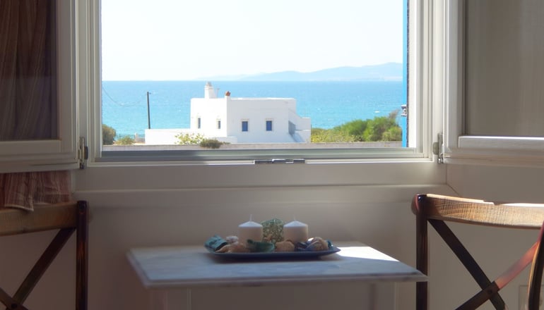 Dolphin Kastraki Studios & Apartments