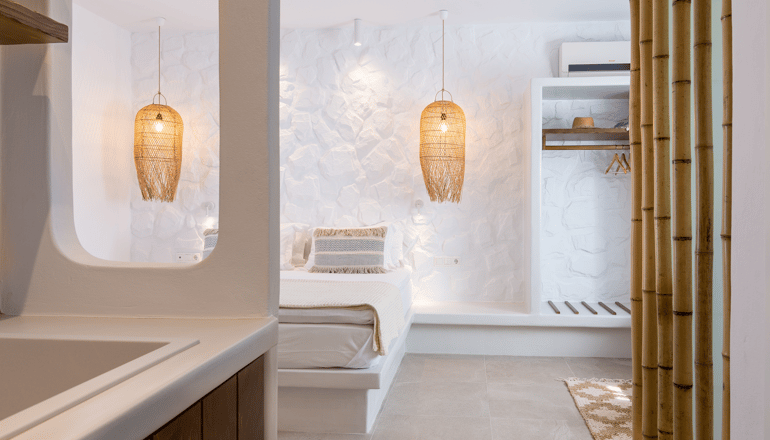 Dolphin Kastraki Studios & Apartments