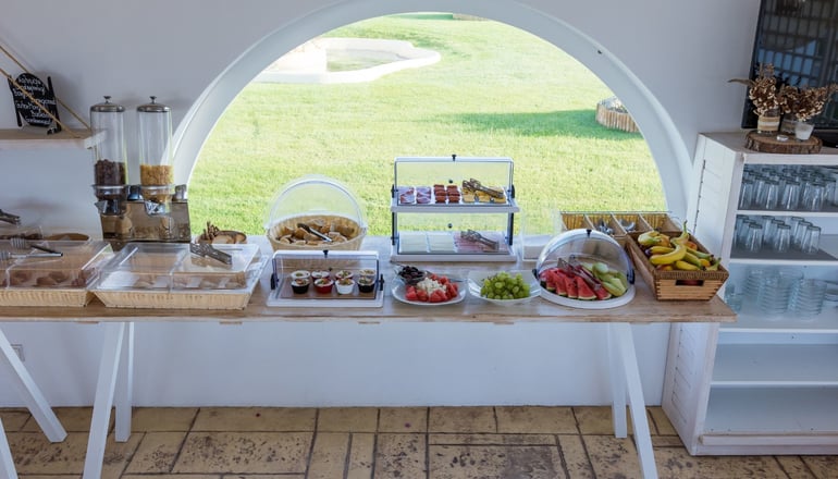 Dolphin Kastraki Studios & Apartments