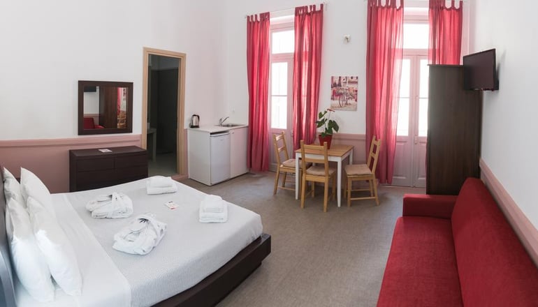 4* Douskos Guest House - Ύδρα