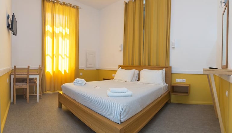 4* Douskos Guest House - Ύδρα