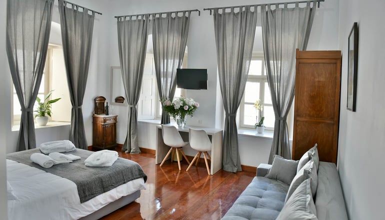 4* Douskos Port House - Ύδρα