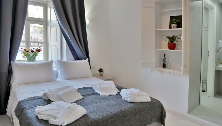 4* Douskos Port House - Ύδρα