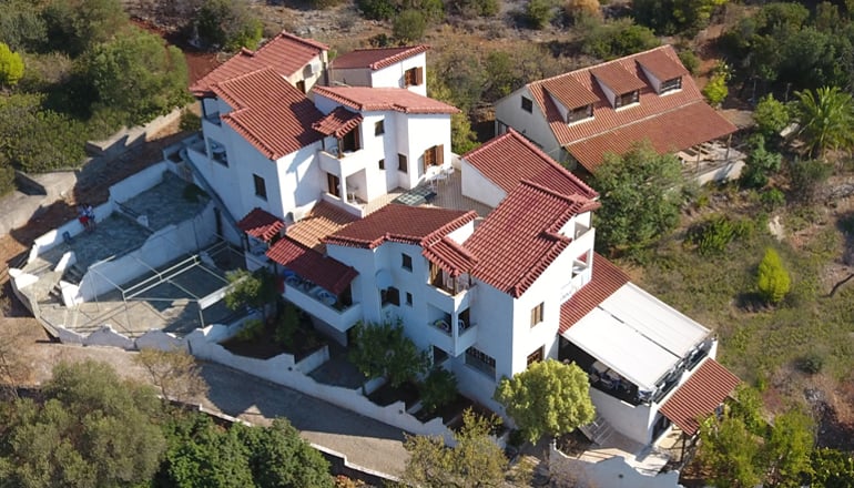 Drymna Hotel - Τριζόνια, Φωκίδα