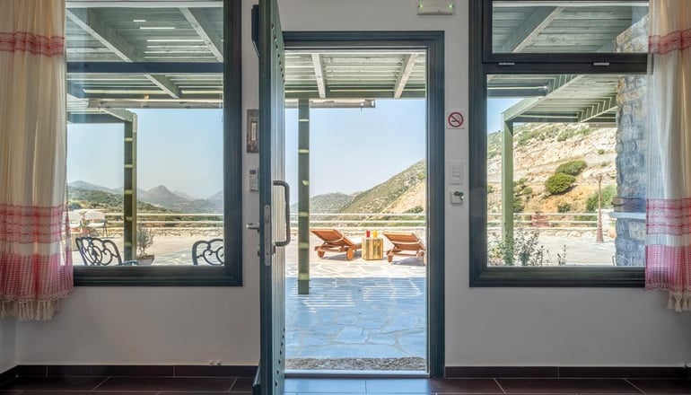 ELaiolithos Luxury Retreat - Νάξος