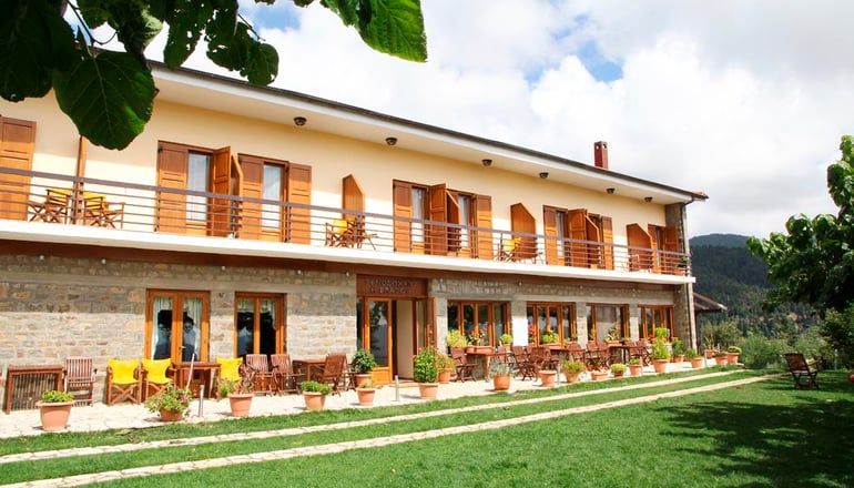 Elatou Hotel