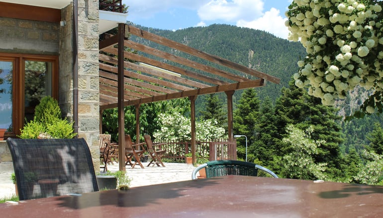 Elatou Hotel