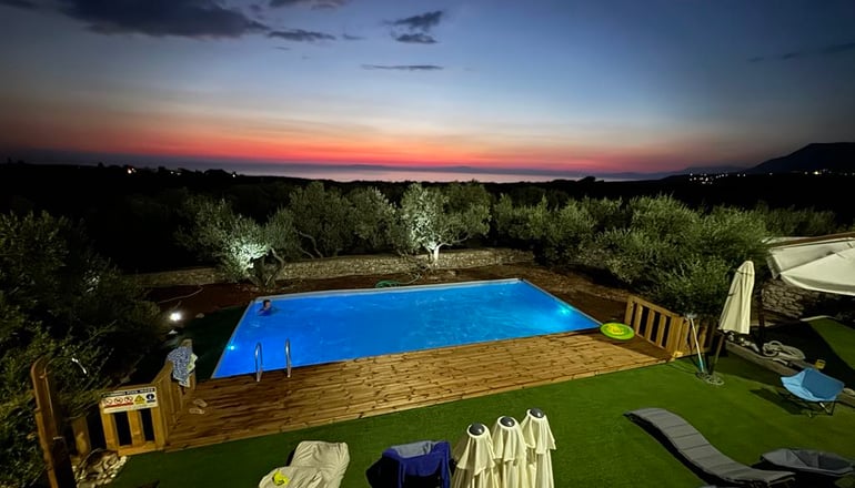 Element of Diros - Πύργος Διρού