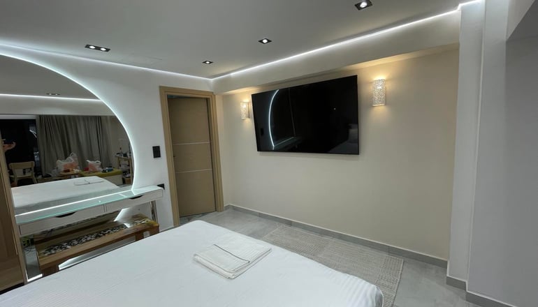 Element of Diros - Πύργος Διρού