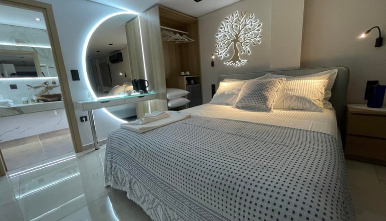 Element of Diros - Πύργος Διρού