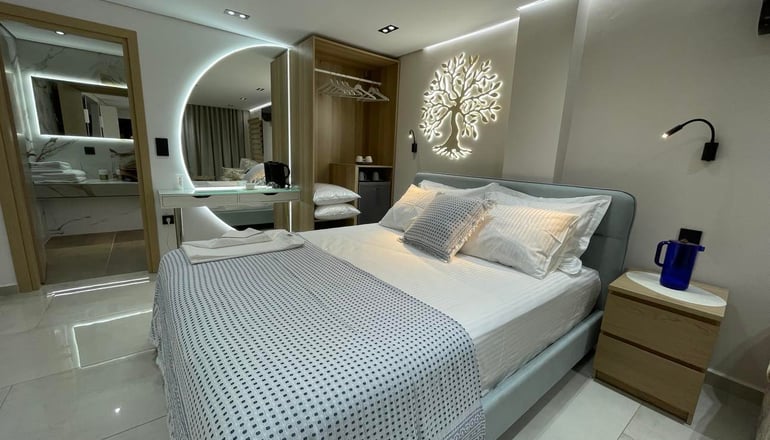 Element of Diros - Πύργος Διρού