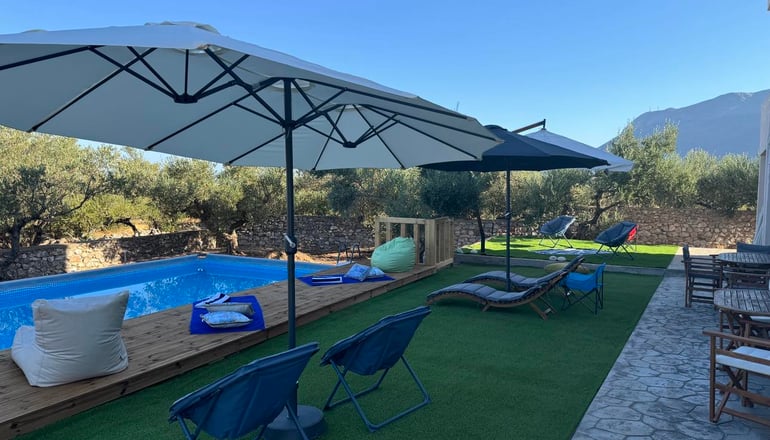 Element of Diros - Πύργος Διρού