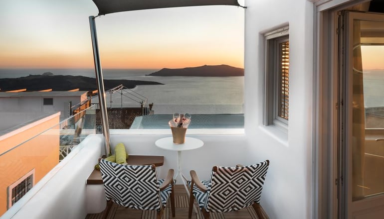 Emfasis Villa Santorini