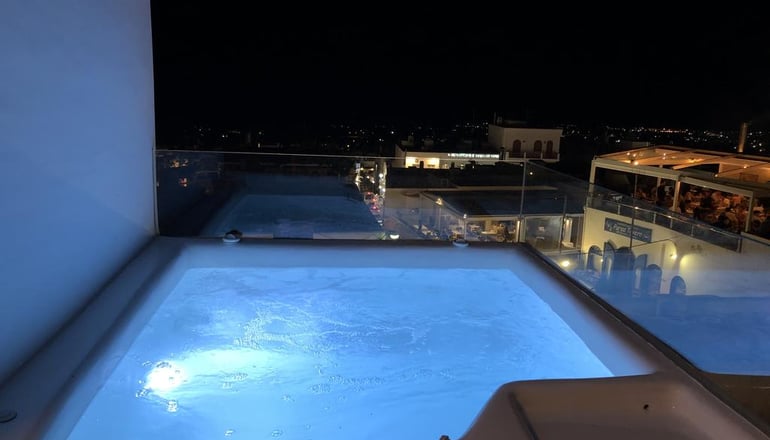 Emfasis Villa Santorini