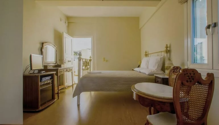 Emilia Luxury Apartments - Μέγας Γιαλός, Σύρος